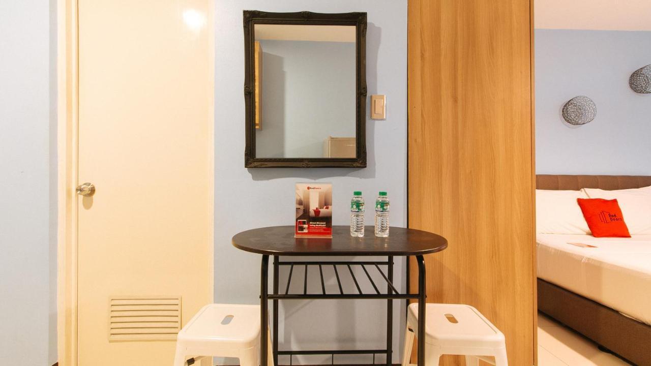 Reddoorz Plus @ Kamuning Quezon City Buitenkant foto