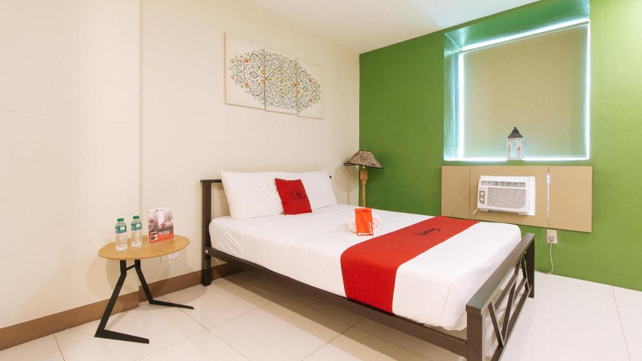 Reddoorz Plus @ Kamuning Quezon City Buitenkant foto